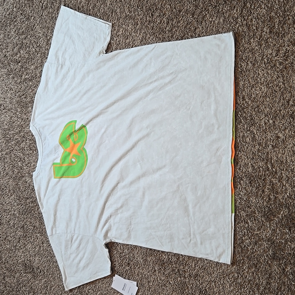 Billie Eilish Bravado Lash Music 2X Plus Size Oversize Sleep Shirt Top Cool Gray - Picture 2 of 2